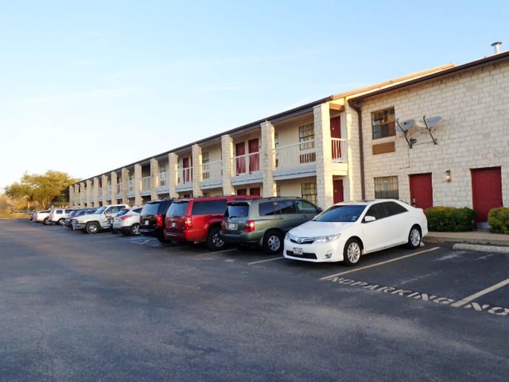 Windcrest Inn and Suites - photo 65