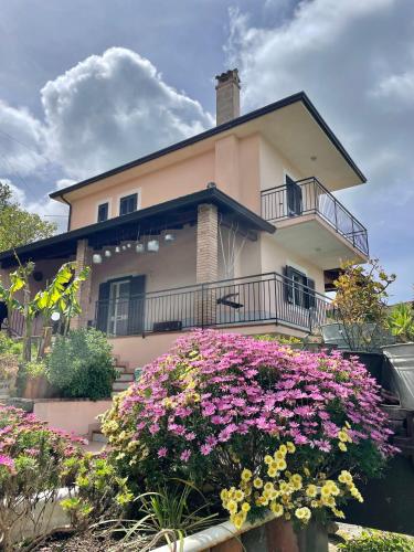 Pink House — 4-Star Luxury Hotel in Perdifumo, Italy