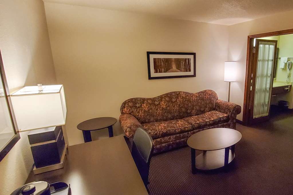 Quality Inn Atchison - photo 13
