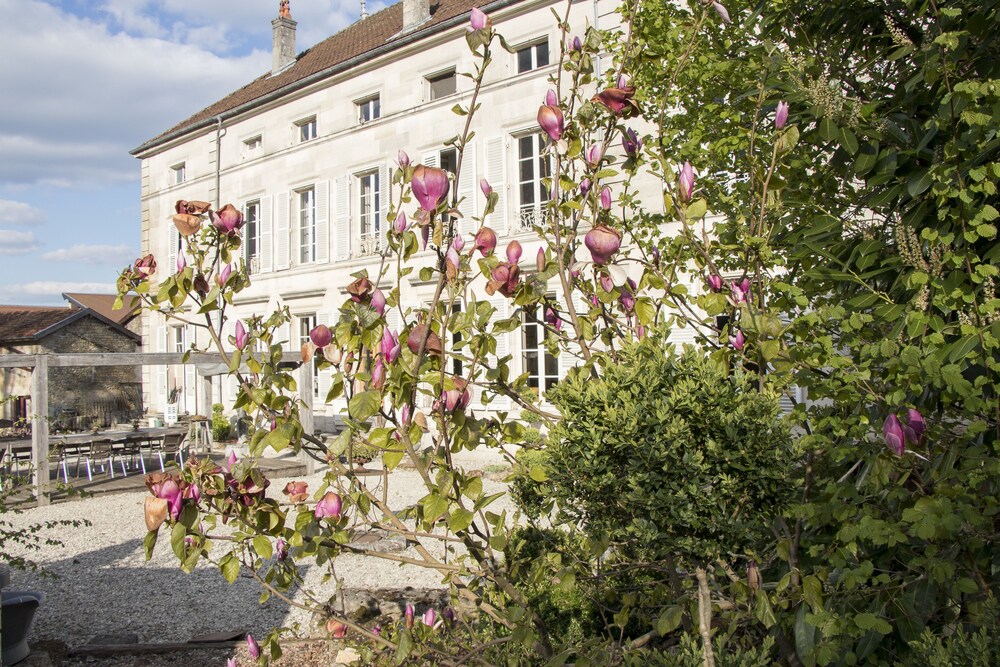 Joie de Vivre - last minute hotel in Unknown City