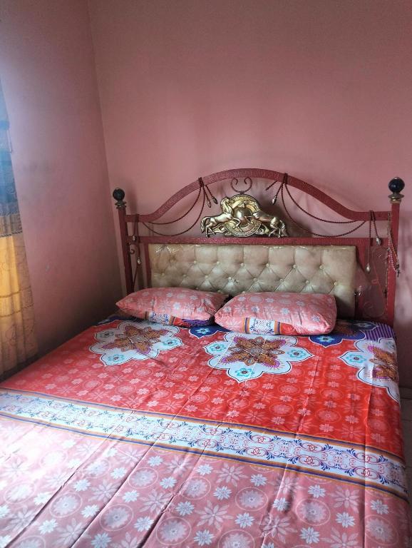 LovKend - carbon neutral hotel in Ruteng