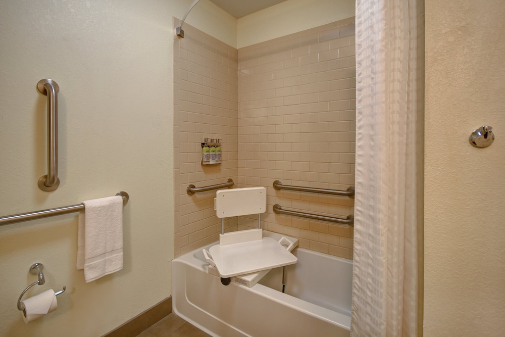 Candlewood Suites St. Clairsville by IHG - photo 41