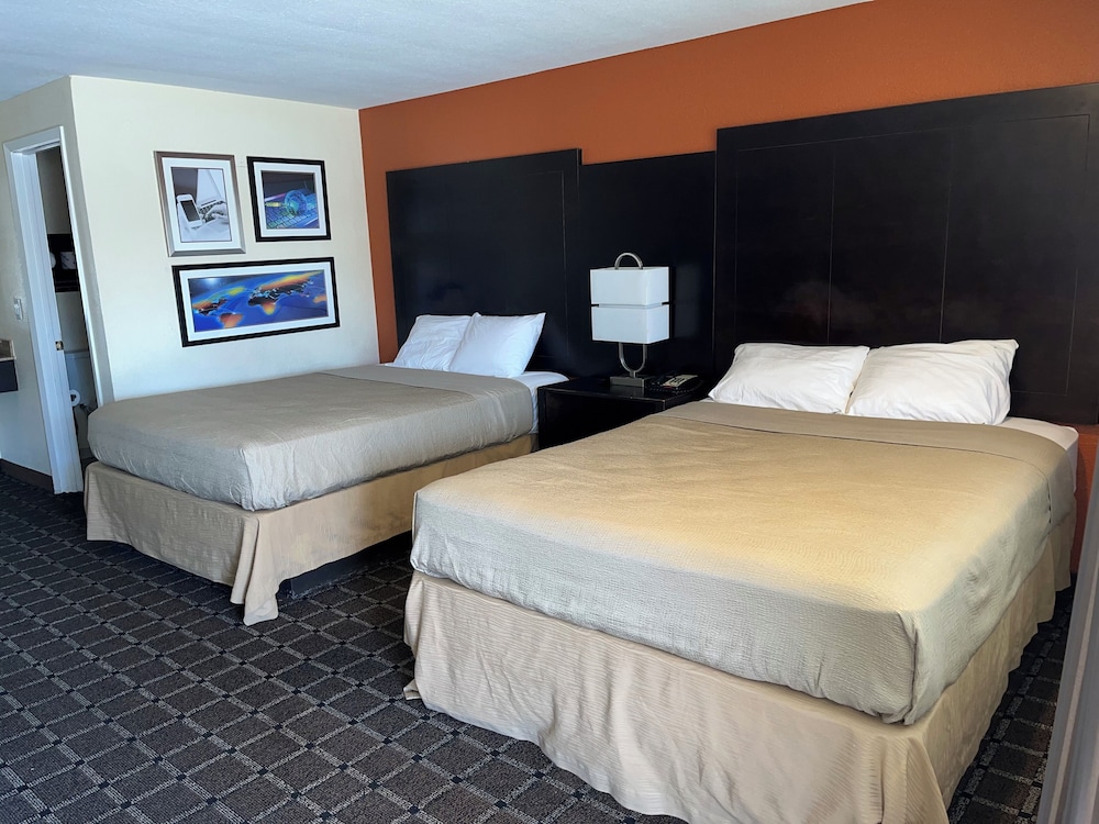 Oregon Trail Inn and Suites - photo 11