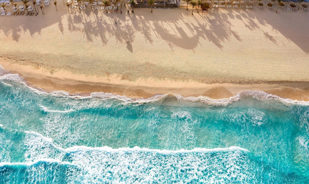 The Grand Oasis Cancun All Inclusive