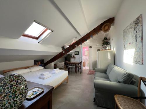Incantevole Loft Accanto Alla Stazione Centrale — 4-Star Luxury Hotel in Milan, Italy