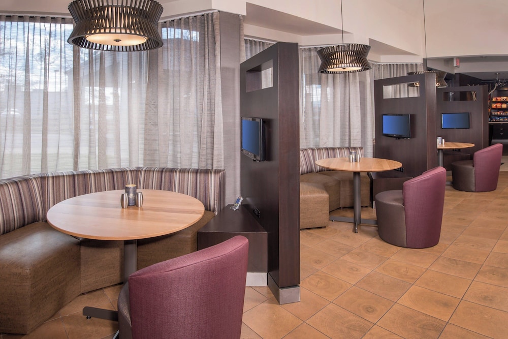 Courtyard by Marriott Washington Dulles Airport Chantilly - photo 18