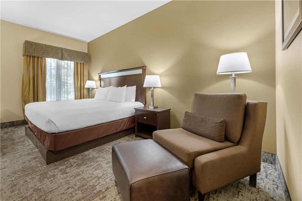 Best Western Plus Prairie Inn - photo 31