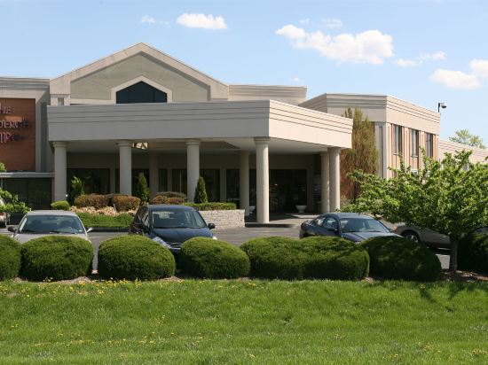 Ramada St Louis Airport — Bridgeton