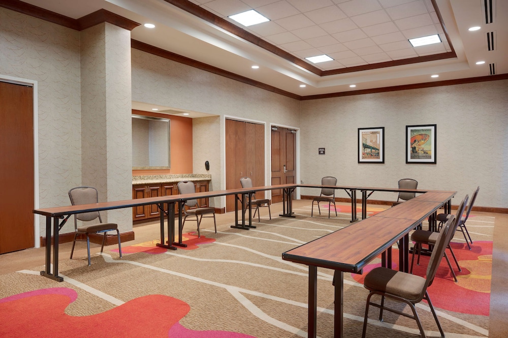 Hilton Garden Inn Chicago Midway Airport - photo 23
