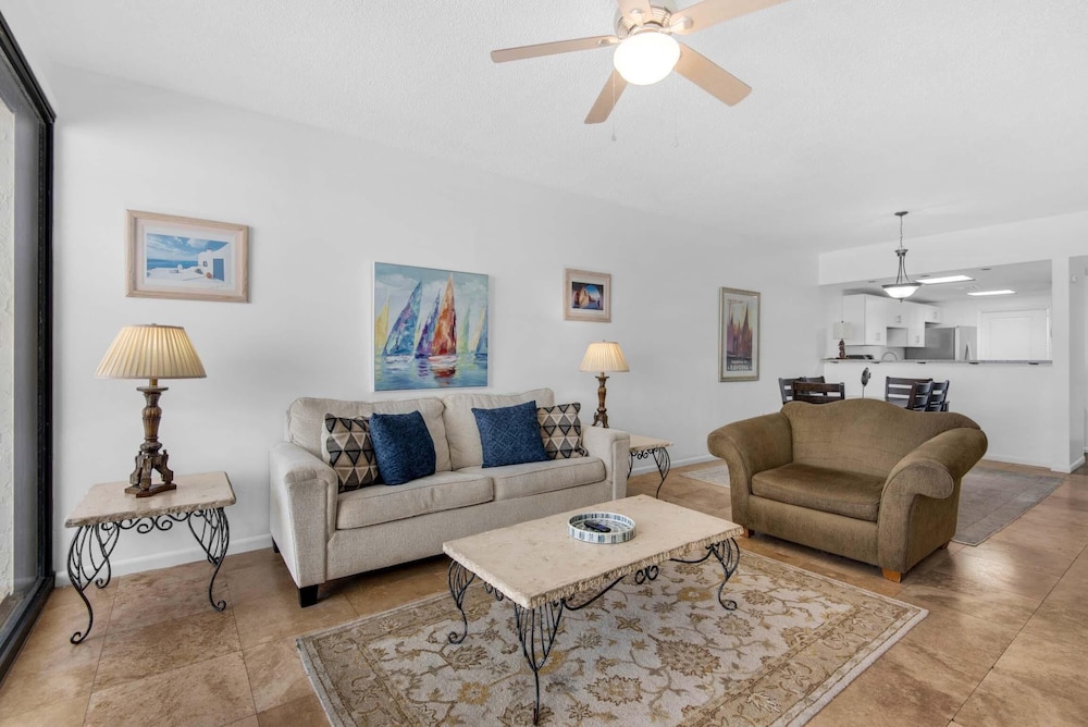 Navarre Towers 1205 - photo 8
