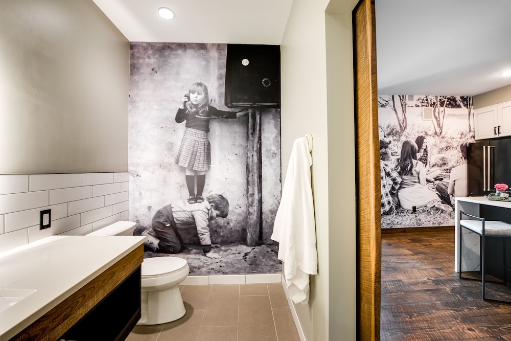 Hotel Crosby - photo 38