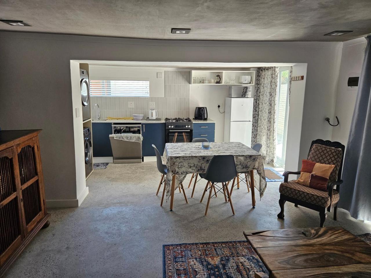 Home away from home — 4-Star Luxury Hotel in Cape Town, South Africa