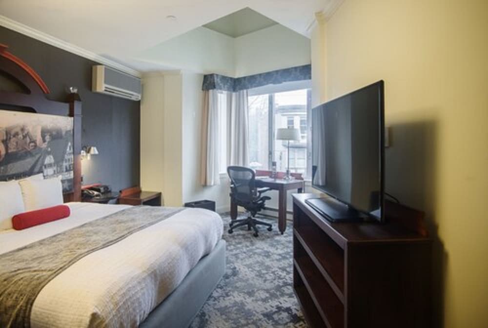Chestnut Hill Hotel - photo 19