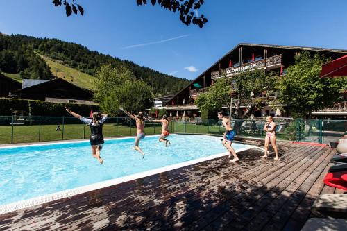 Hôtel La Bergerie — Morzine — photo 2