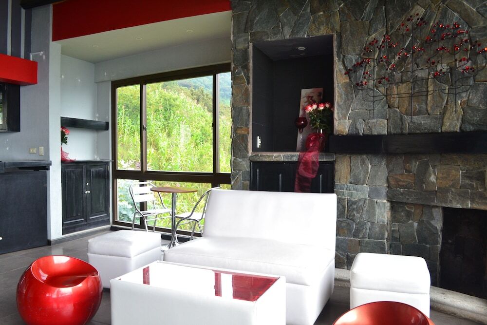 Hotel Casa Miravalle — Antigua Guatemala — photo 4