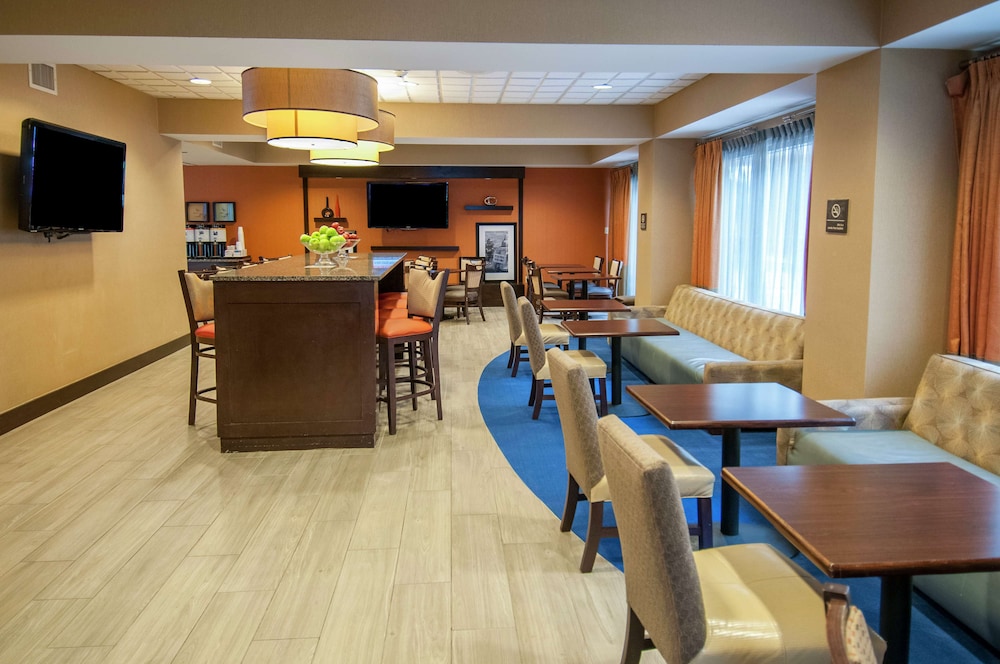 Hampton Inn Metairie - photo 22