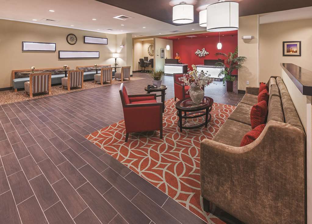 La Quinta Inn & Suites by Wyndham Wichita Falls MSU Area - photo 7