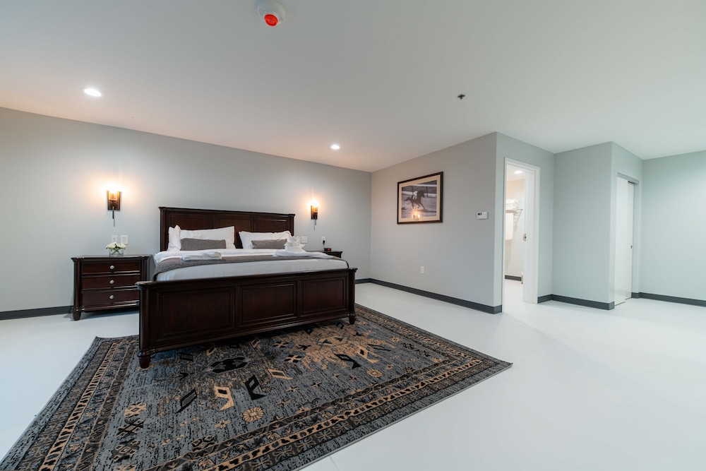 Gallops Motel - photo 10