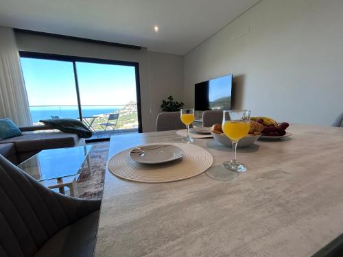 Saraiva Hills Ocean View Penthouse — Camara De Lobos — photo 2