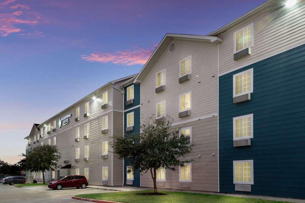 WoodSpring Suites Houston I 45 Airtex - photo 4