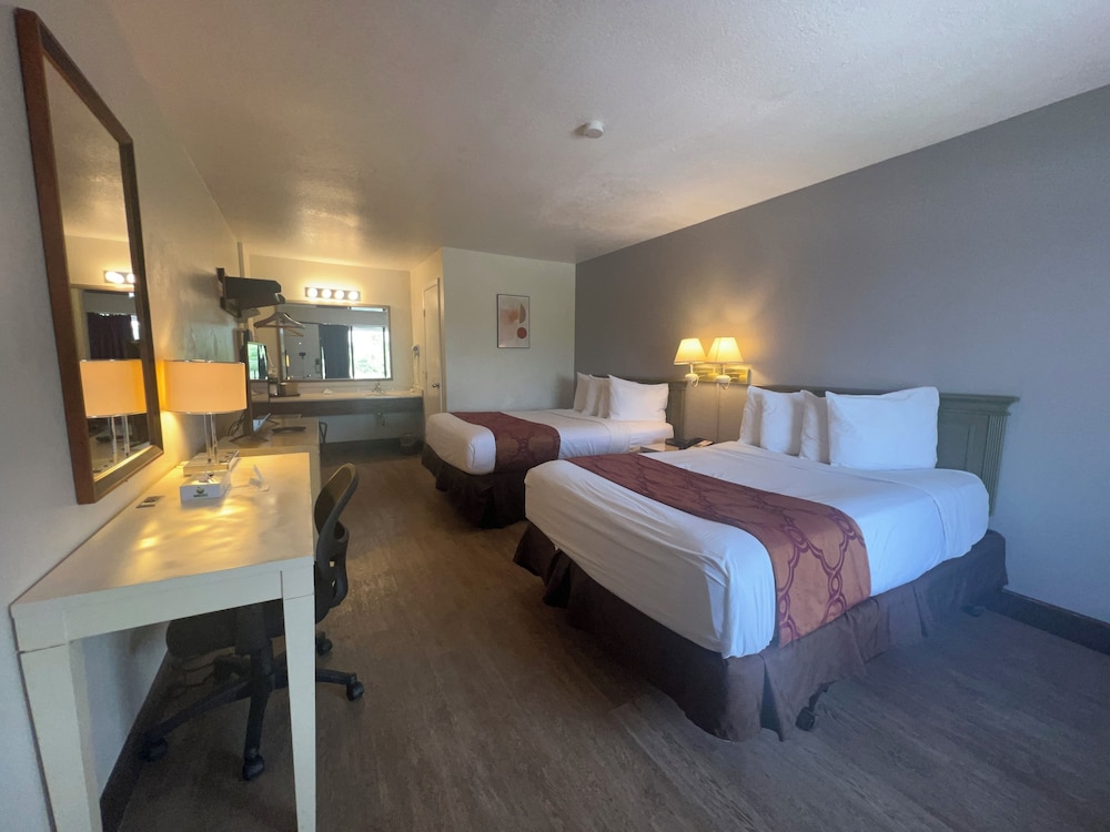 Garden Inn Homestead - photo 8