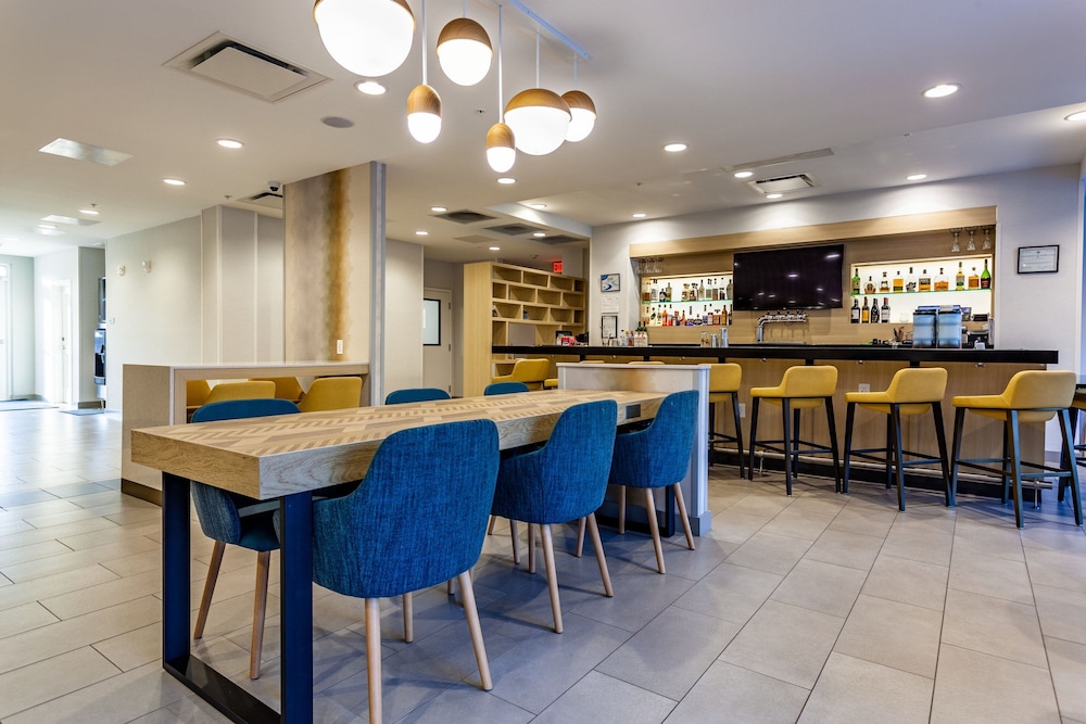 TownePlace Suites by Marriott Raleigh University Area - photo 67