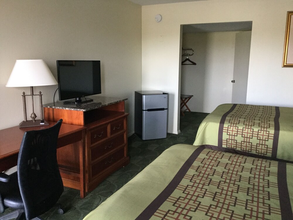 Big Spring Inn - photo 5