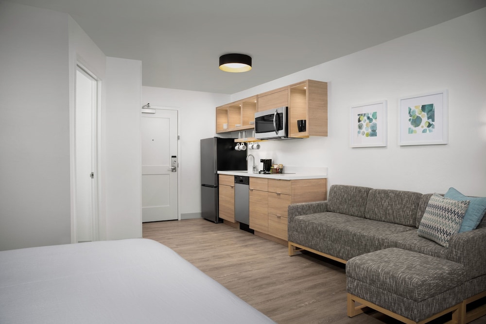 TownePlace Suites by Marriott Birmingham South - photo 20