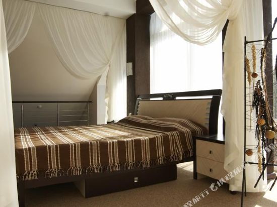Avto Stop - carbon neutral hotel in Angarsk