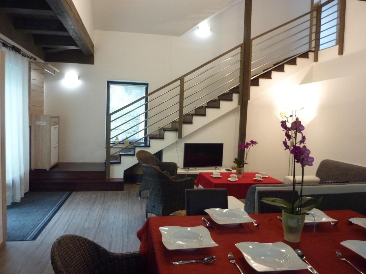 Veľký apartmán v rodinnom dvojdome Free Parking — 4-Star Luxury Hotel in Kosice, Slovakia