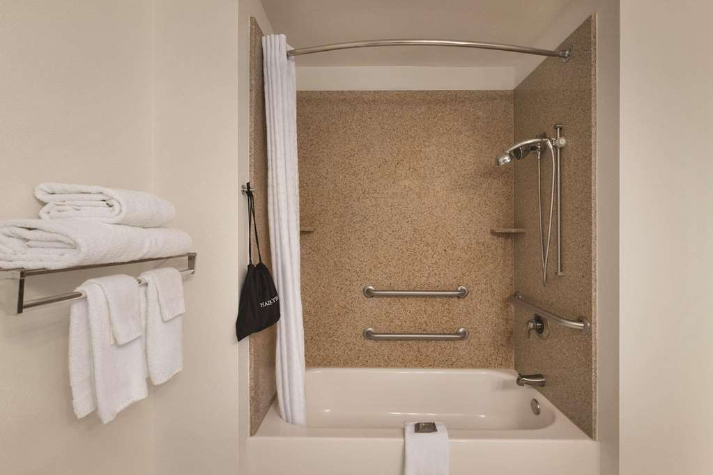 Garner Hotel Madison Huntsville Airport by IHG - photo 7