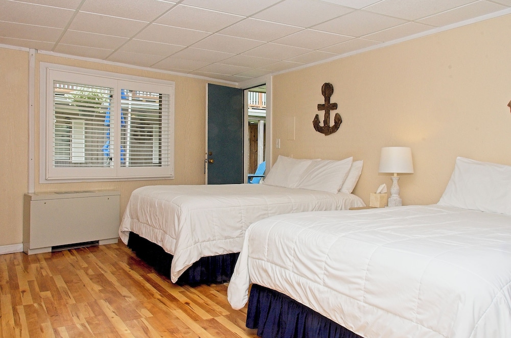 Vineyard Harbor Motel Private Beach - photo 82