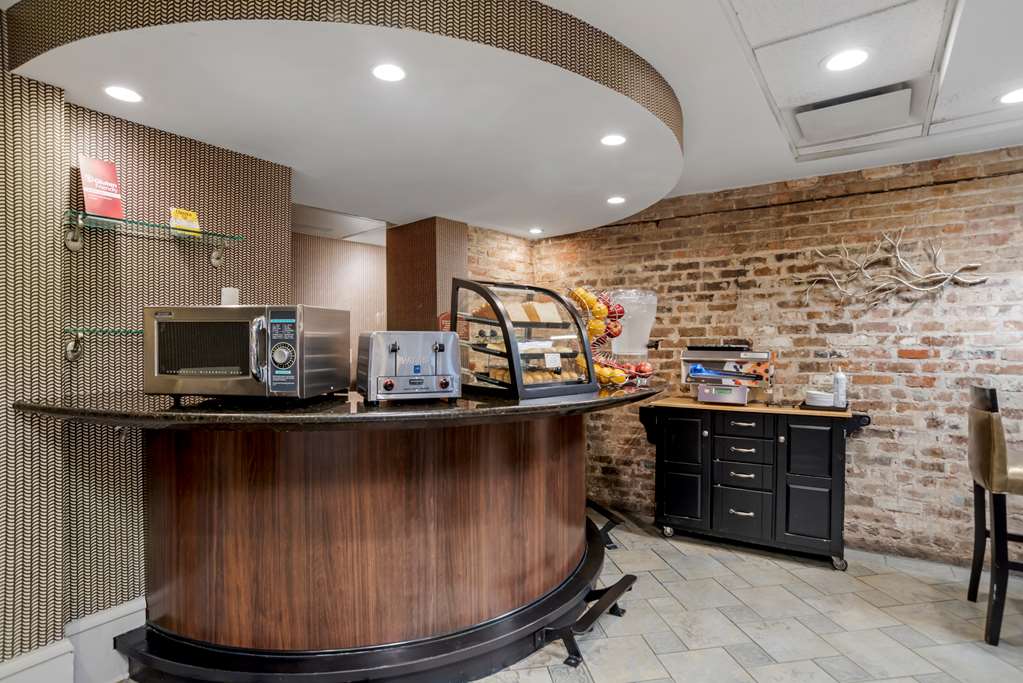 Best Western Plus St. Christopher Hotel - photo 40