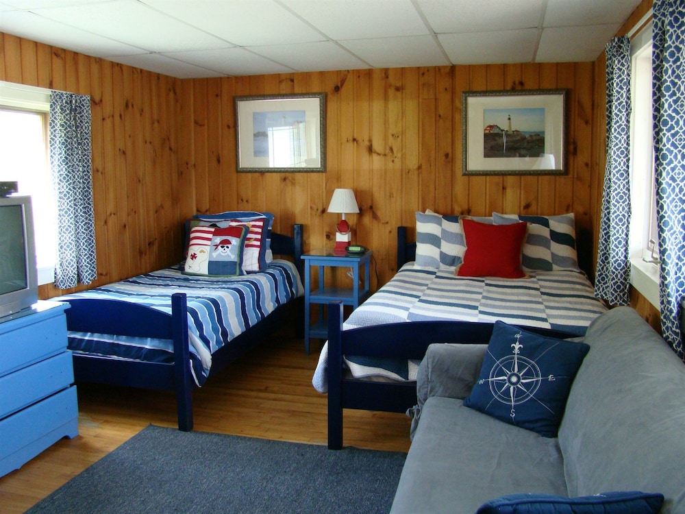Bay Leaf Cottages & Bistro - photo 20