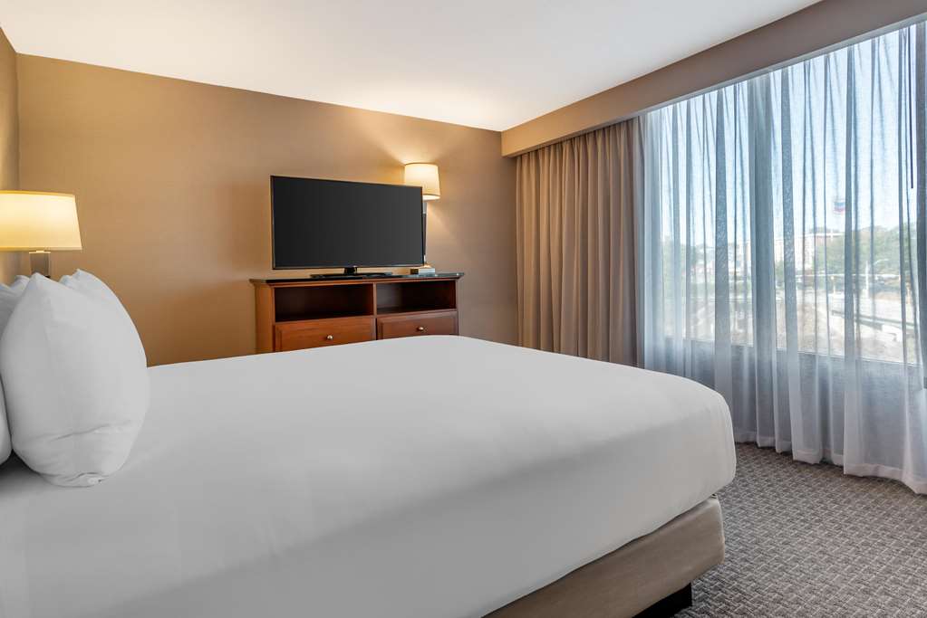 Drury Inn & Suites Atlanta Airport - photo 14