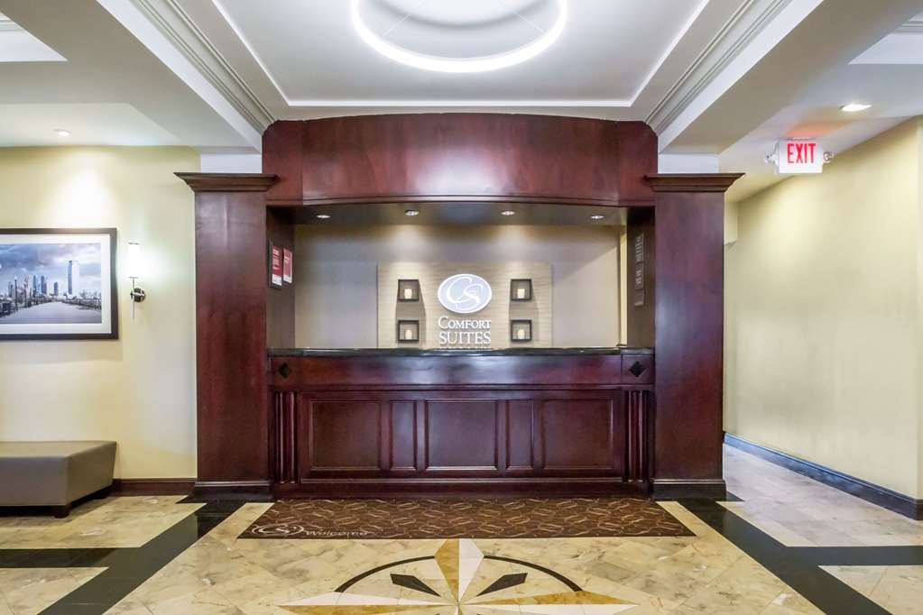Comfort Suites at Woodbridge — Avenel — photo 3