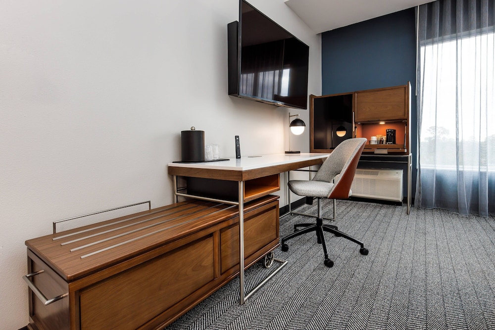 Courtyard by Marriott Pensacola I 10 West - photo 15
