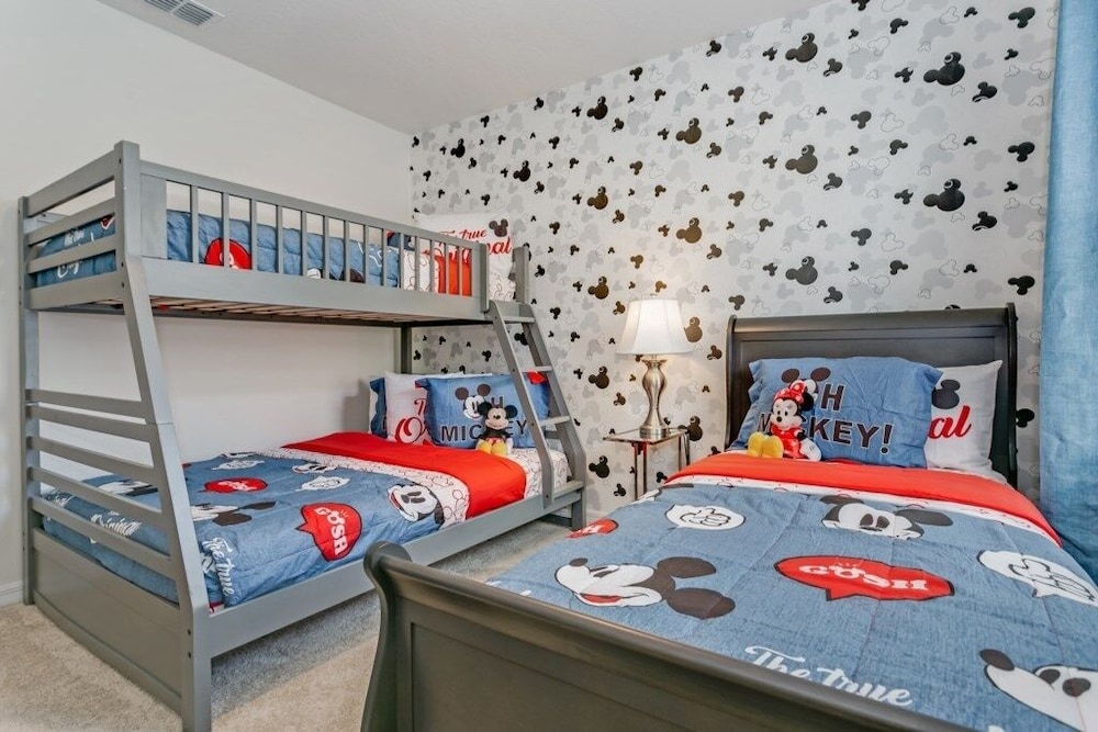 Amazing 7 Bedroom Solterra New Resort Home 7 Villa by Redawning - photo 12