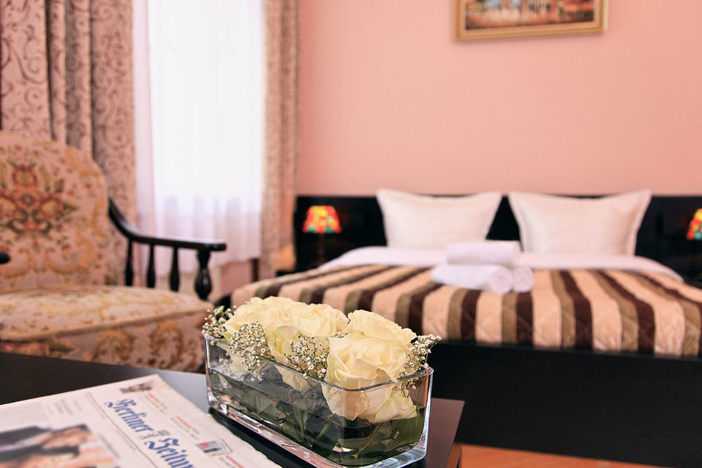Hotel Pension Cortina - last minute hotel in Berlin