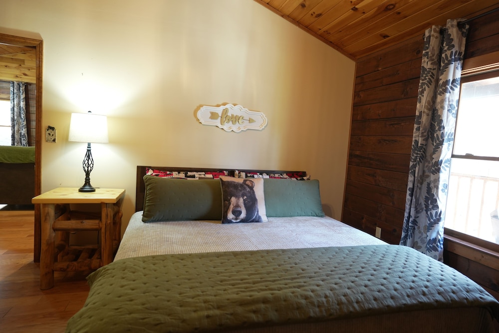 Love Shack - photo 2