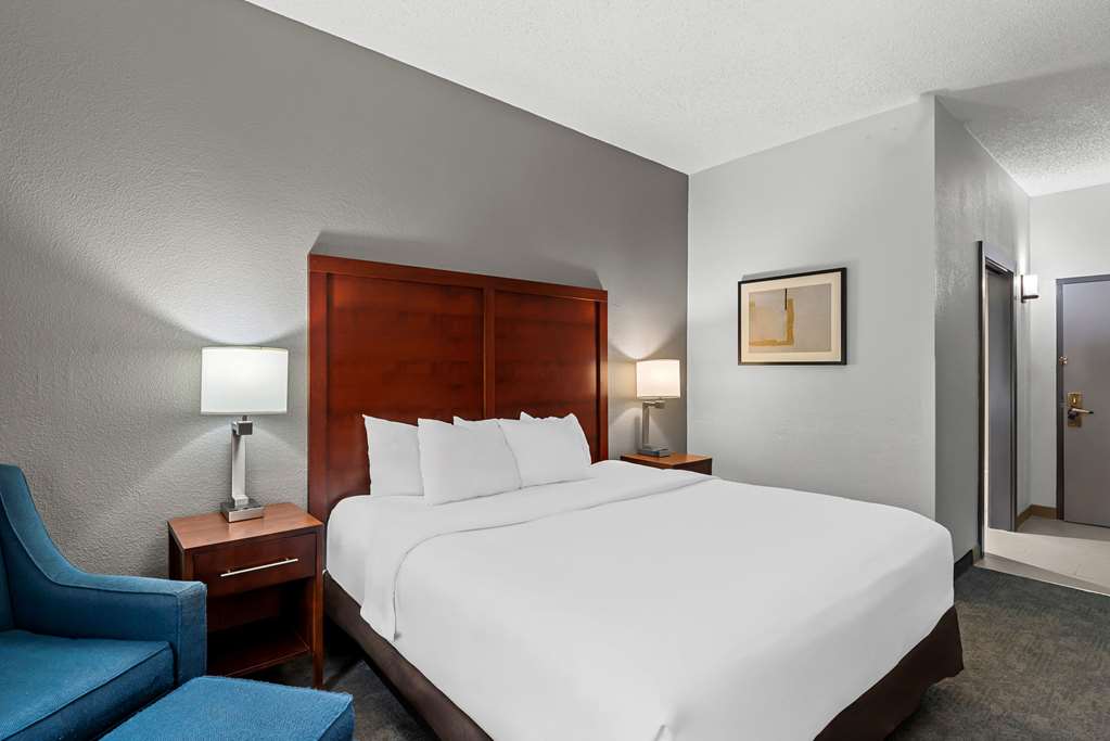Comfort Inn & Suites Staunton - photo 24
