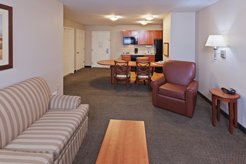 Candlewood Suites Wichita Falls at Maurine Street by IHG - photo 6