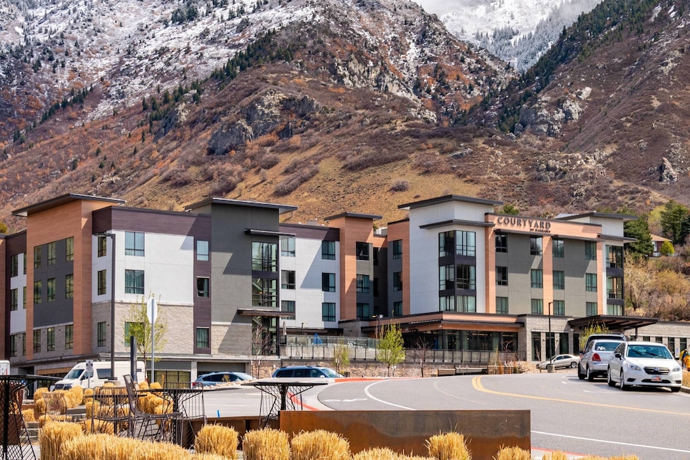 Courtyard by Marriott Salt Lake City Cottonwood - photo 75