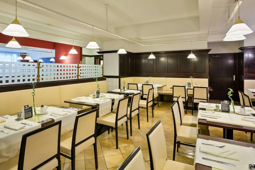 מזון ומשקאות