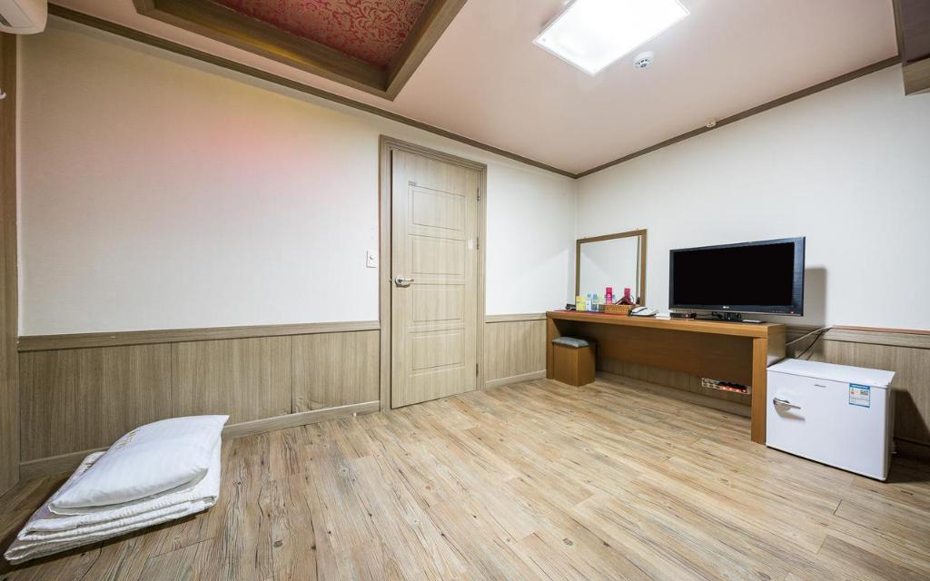 Prince Motel in Busan, South Korea