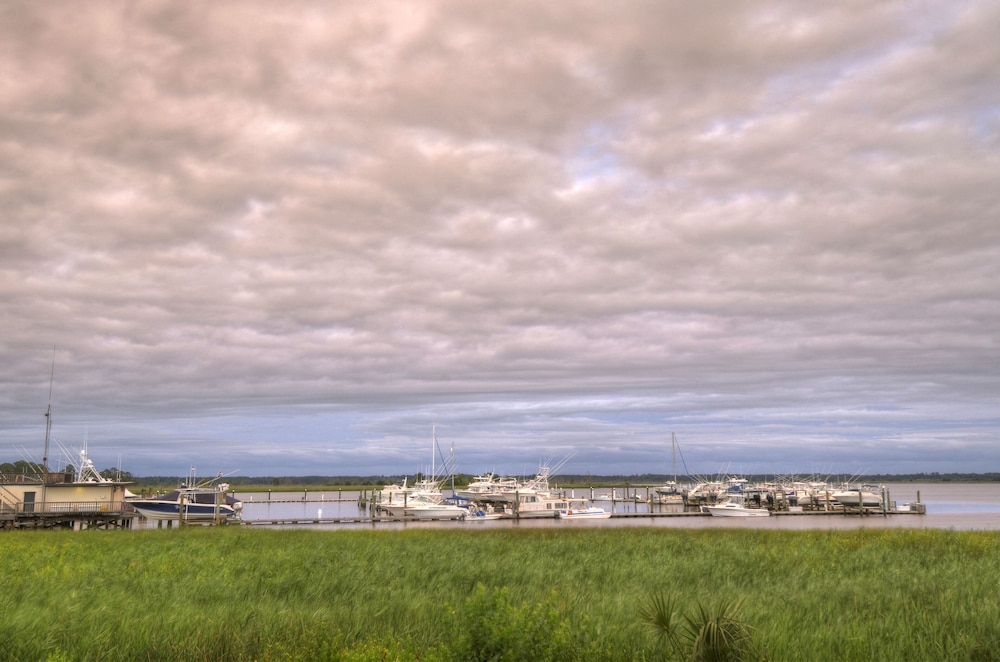 Hampton Inn Georgetown Marina - photo 19