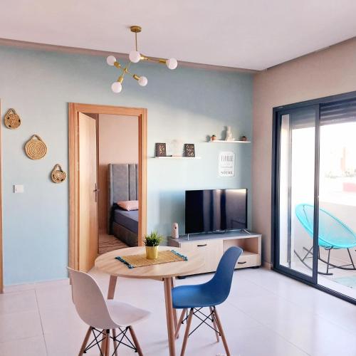 Appartement Moderne Proche Aéroport — 4-Star Luxury Hotel in Casablanca, Morocco