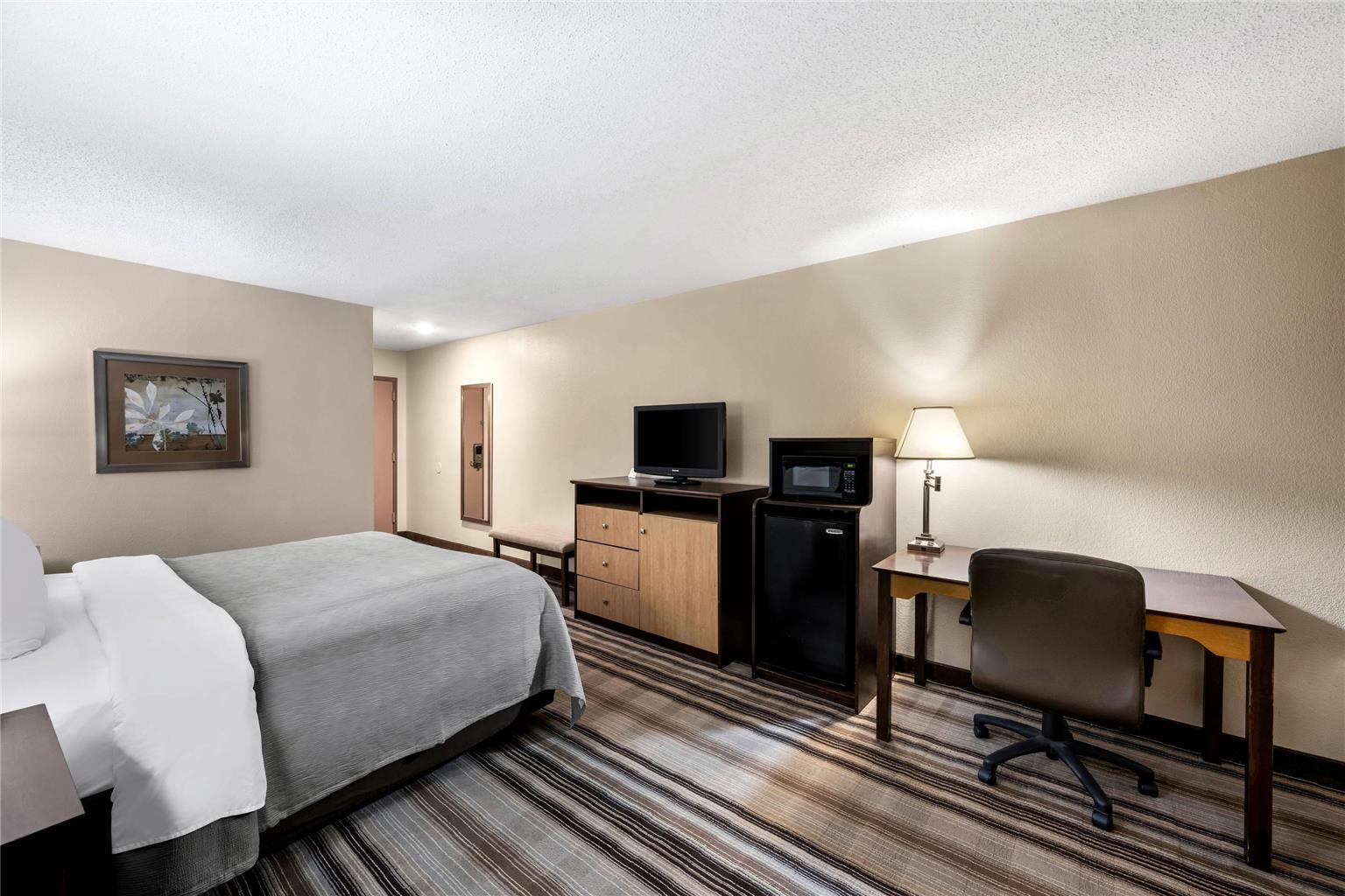 Quality Inn Bulls Gap - photo 19