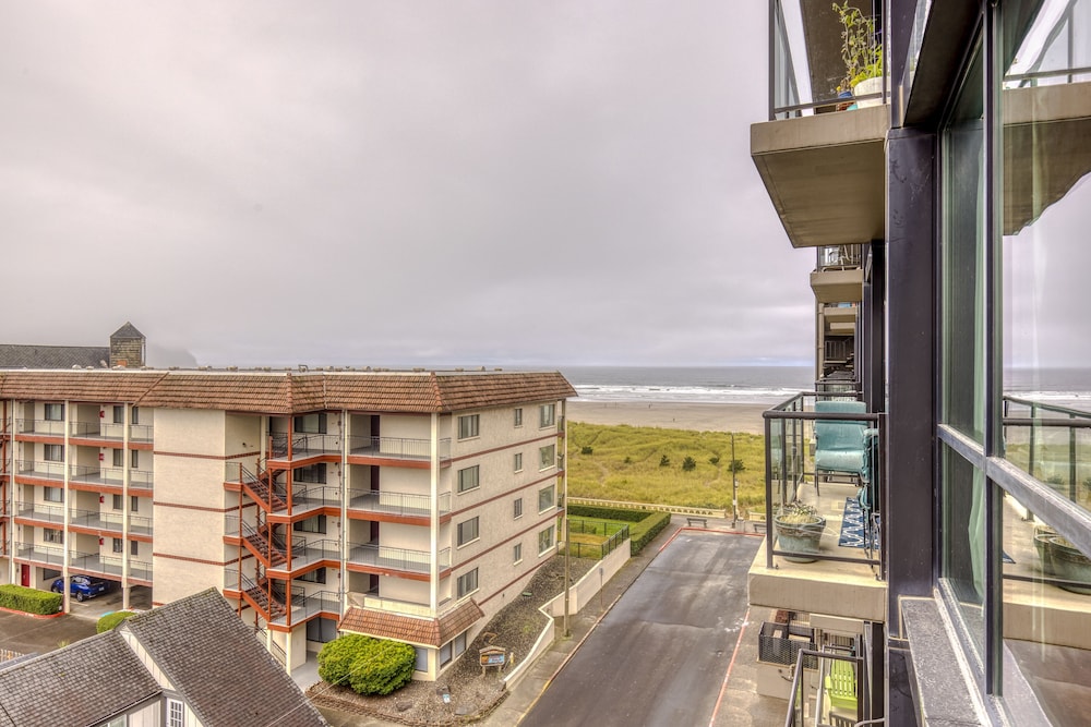 Sand & Sea Resort Condominiums - photo 794