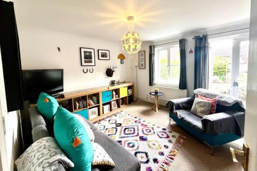 TM Modern 1 bed parking and garden in Stratford-Upon-Avon, United Kingdom